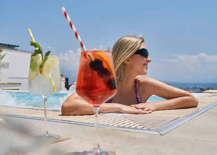 De Bonart Naples, Curio Collection By Hilton